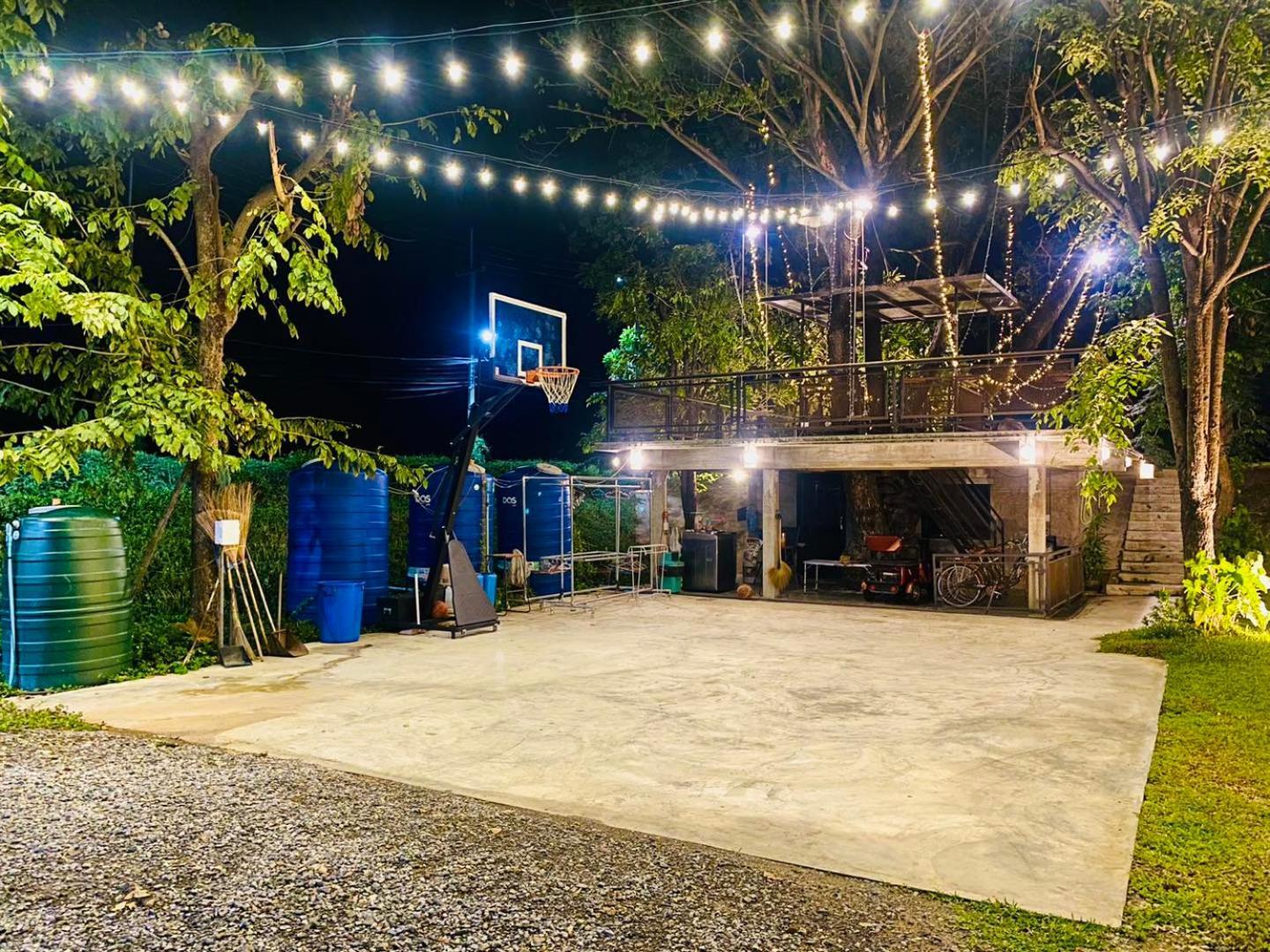 บ้านต้นไม้โฮมสเตย์อุทัยธานี Экстерьер фото